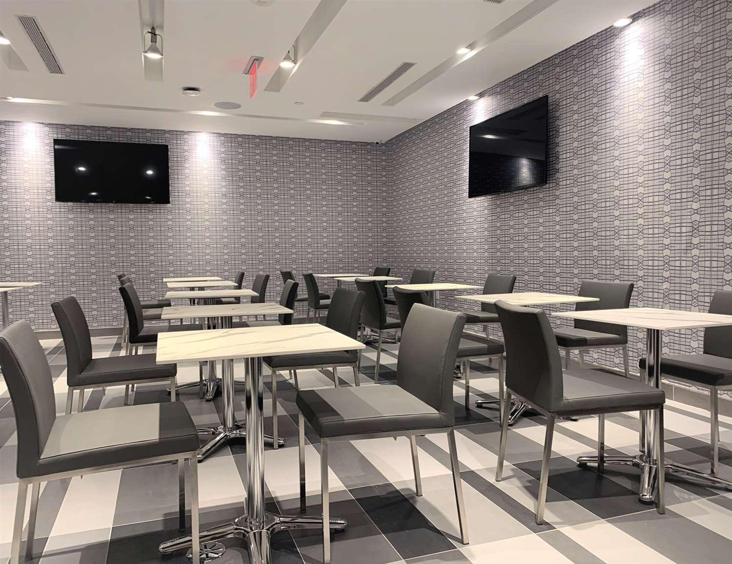 Best Western Premier Empire State Hotel Ню Йорк Екстериор снимка