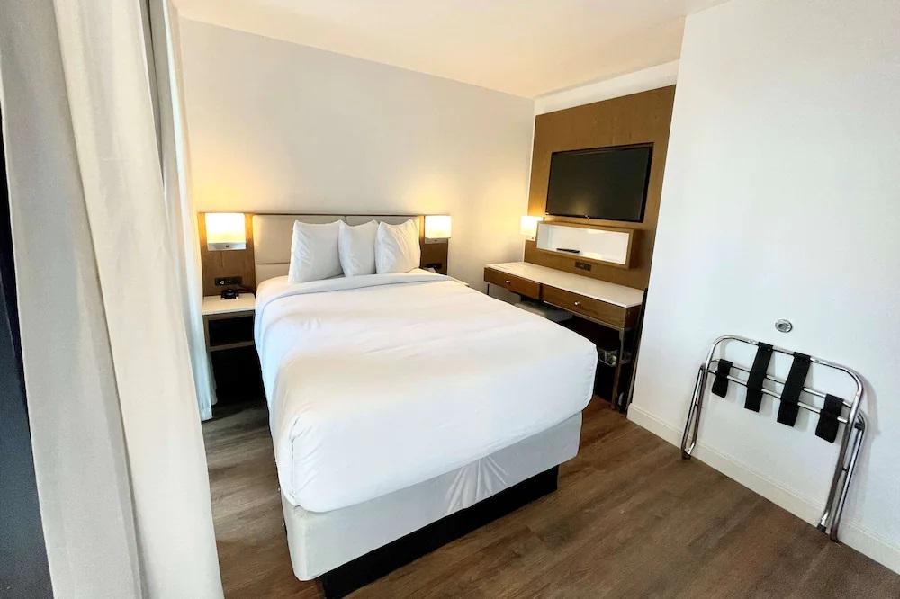 Best Western Premier Empire State Hotel Ню Йорк Екстериор снимка